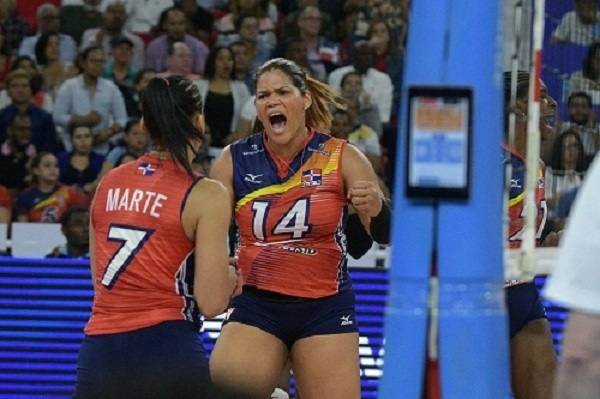 Yazık oldu Karayip Kraliçeleri'ne: Gitti Dominik 4